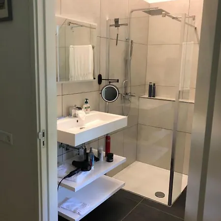 De Kip - Privé-appartement 43 M2 Met Tweepersoons Bubbelbad - Met Finse Sauna - In Westvleugel Luxe Bed & Breakfast Oss