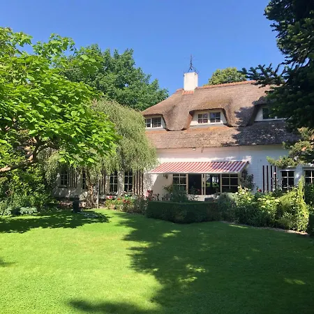 De Kip - Privé-appartement 43 M2 Met Tweepersoons Bubbelbad - Met Finse Sauna - In Westvleugel Luxe Oss